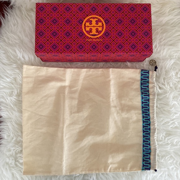 Tory Burch Women's Miller Printed Patent Leather Orange Something Wild Sandals - Picture 11 of 13